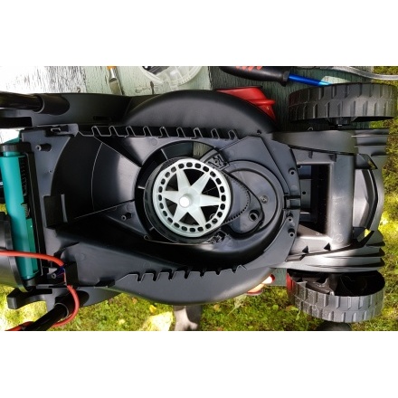 Газонокосилка электрическая BOSCH ROTAK 32 NEW Газонокосилка электрическая BOSCH ROTAK 32 NEW