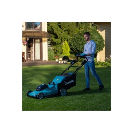 Газонокосилка аккумуляторная Makita DLM 480 CT2 Газонокосилка аккумуляторная Makita DLM 480 CT2