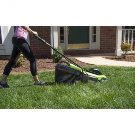 Газонокосилка аккумуляторная Greenworks G24X2LM41 (2512607UD) Газонокосилка аккумуляторная Greenworks G24X2LM41 (2512607UD)