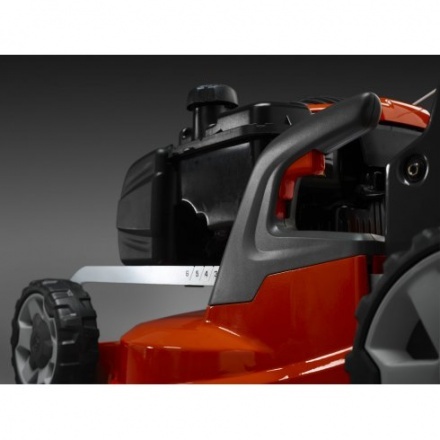 Газонокосилка бензиновая Husqvarna LC 247 Газонокосилка бензиновая Husqvarna LC 247