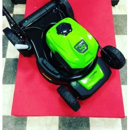 Газонокосилка аккумуляторная Greenworks GD40LM46SP Газонокосилка аккумуляторная Greenworks GD40LM46SP