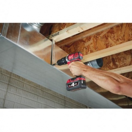 Дрель-шуруповерт аккумуляторная Milwaukee M18 BPD-0 Дрель-шуруповерт аккумуляторная Milwaukee M18 BPD-0