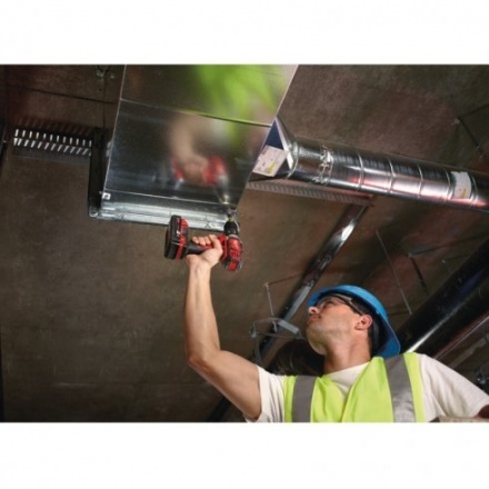 Дрель-шуруповерт аккумуляторная Milwaukee M18 BDD-0 Дрель-шуруповерт аккумуляторная Milwaukee M18 BDD-0