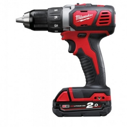 Дрель-шуруповерт аккумуляторная Milwaukee M18 BDD-202C Дрель-шуруповерт аккумуляторная Milwaukee M18 BDD-202C