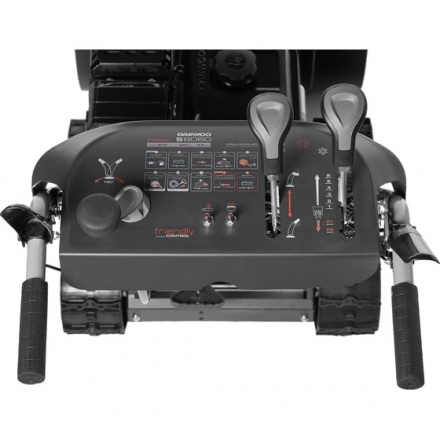 Снегоуборщик бензиновый DAEWOO S 8060 Снегоуборщик бензиновый DAEWOO S 8060