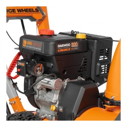 Снегоуборщик бензиновый DAEWOO DAST 1080 Снегоуборщик бензиновый DAEWOO DAST 1080