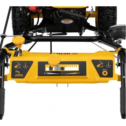 Бензиновая снегоуборочная машина Denzel SWB 600 Бензиновая снегоуборочная машина Denzel SWB 600