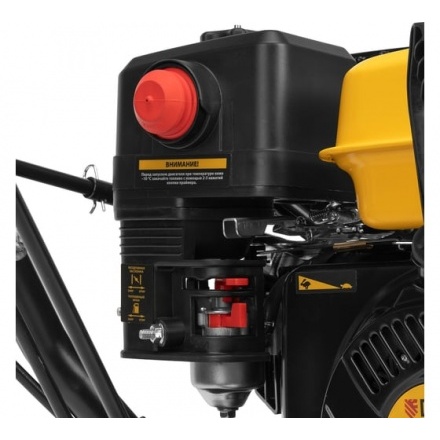 Бензиновая снегоуборочная машина Denzel SWB 600 Бензиновая снегоуборочная машина Denzel SWB 600