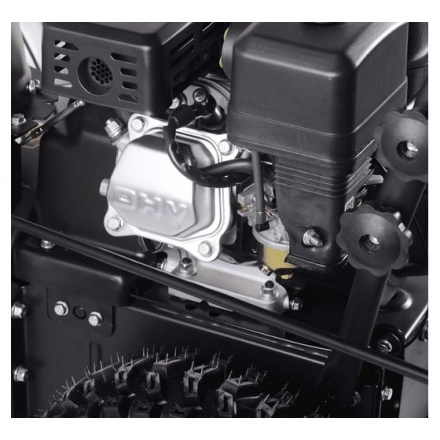 Снегоуборщик бензиновый Huter SGC 4100 Снегоуборщик бензиновый Huter SGC 4100