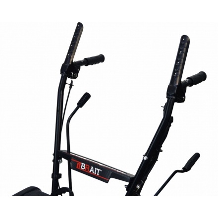 Снегоуборщик бензиновый Brait BR-756 Снегоуборщик бензиновый Brait BR-756