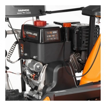 Снегоуборщик бензиновый DAEWOO DAST 430 Снегоуборщик бензиновый DAEWOO DAST 430