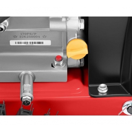 Бензиновый снегоуборщик STARWIND GST-4356 Бензиновый снегоуборщик STARWIND GST-4356