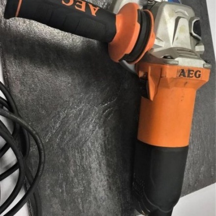 Угловая шлифовальная машина AEG Powertools WS10-125SK Угловая шлифовальная машина AEG Powertools WS10-125SK