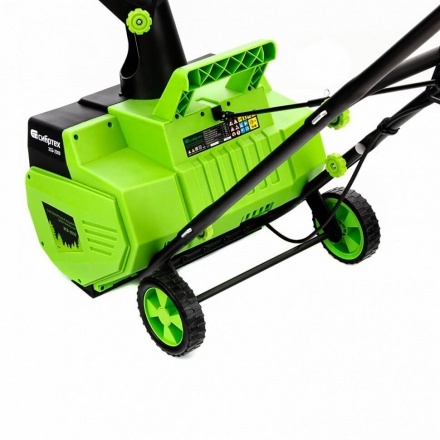 Электрический снегоуборщик СибрТех ЭСБ-2000 Электрический снегоуборщик СибрТех ЭСБ-2000