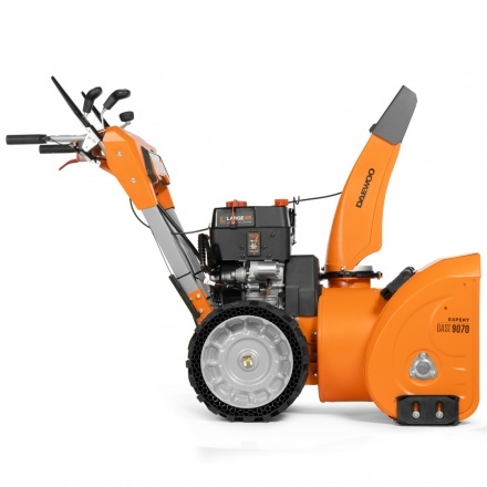 Снегоуборщик бензиновый DAEWOO DAST 9070 (LCT) Снегоуборщик бензиновый DAEWOO DAST 9070 (LCT)