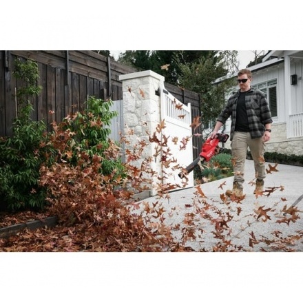 Воздуходувка аккумуляторная Milwaukee M18 F2BL-0 Воздуходувка аккумуляторная Milwaukee M18 F2BL-0