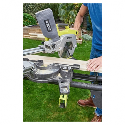 Торцовочная пила RYOBI R18MS216-0 (без батареи) Торцовочная пила RYOBI R18MS216-0 (без батареи)