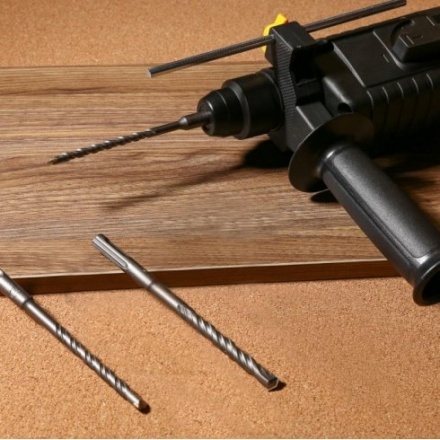 Перфоратор DEKO DKH850W Перфоратор DEKO DKH850W