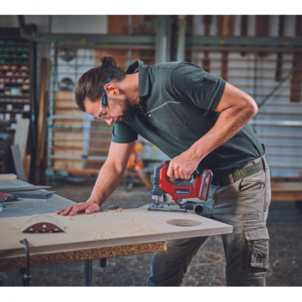 Электролобзик Einhell TP-JS 18/135 Li BL Solo (4321260) Электролобзик Einhell TP-JS 18/135 Li BL Solo (4321260)