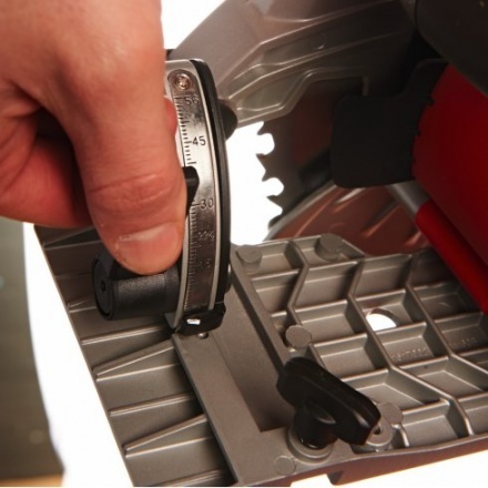 Дисковая пила Milwaukee CS 60 / 4933419225 Дисковая пила Milwaukee CS 60 / 4933419225