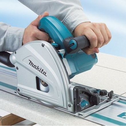 Профессиональная погружная пила Makita SP6000J Профессиональная погружная пила Makita SP6000J