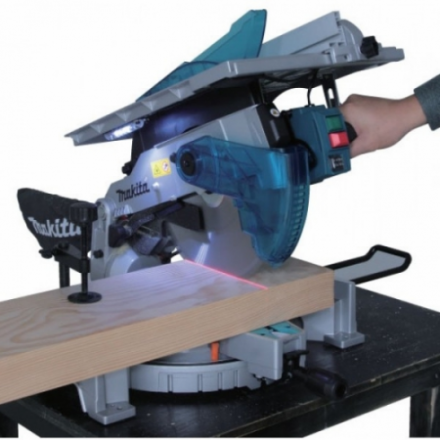 Торцовочная пила комбинированная Makita LH1201FL Торцовочная пила комбинированная Makita LH1201FL