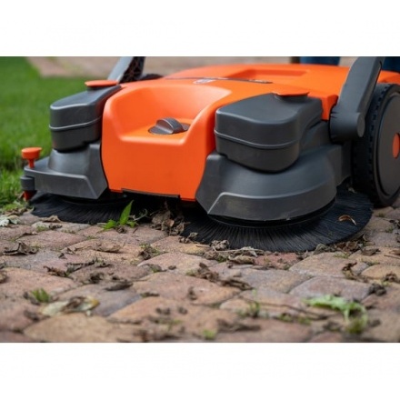 Подметальная машина DAEWOO DASW 7850 Подметальная машина DAEWOO DASW 7850