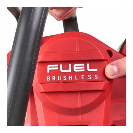 Аккумуляторная цепная пила Milwaukee M18 FCHSC-0 FUEL Аккумуляторная цепная пила Milwaukee M18 FCHSC-0 FUEL