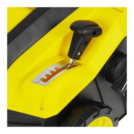 Аэратор-скарификатор для газона Champion ESC1840 Аэратор-скарификатор для газона Champion ESC1840