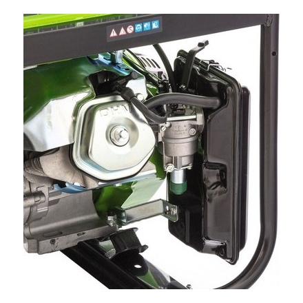 Бензиновый генератор СибрТех БС-8000 Бензиновый генератор СибрТех БС-8000