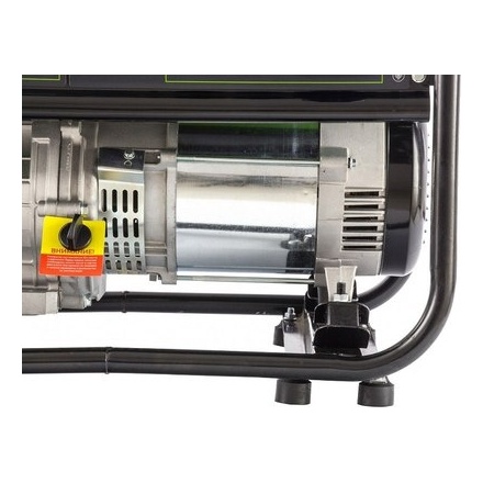 Бензиновый генератор СибрТех БС-8000 Бензиновый генератор СибрТех БС-8000