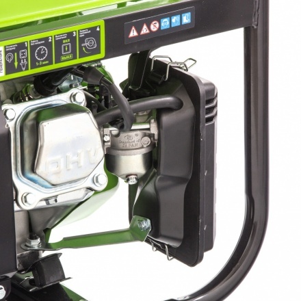 Бензиновый генератор СибрТех БС-3500 Бензиновый генератор СибрТех БС-3500