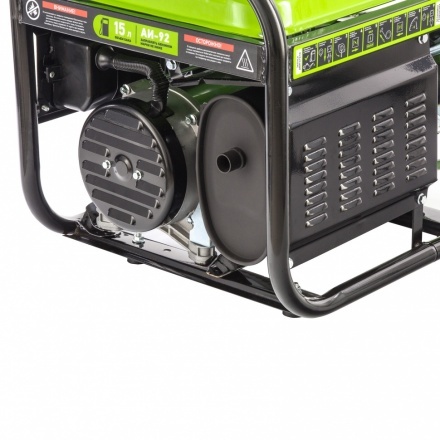 Бензиновый генератор СибрТех БС-3500 Бензиновый генератор СибрТех БС-3500