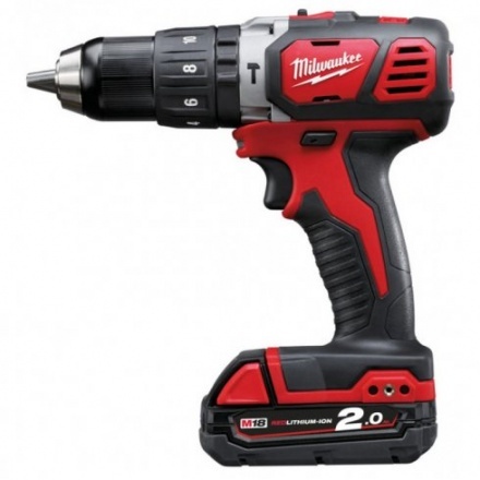 Аккумуляторная дрель-шуруповерт Milwaukee M18 BPD-202C 4933443515 Аккумуляторная дрель-шуруповерт Milwaukee M18 BPD-202C 4933443515