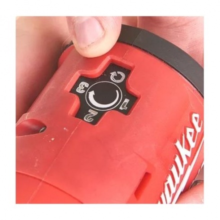 Аккумуляторный гайковерт Milwaukee M12 FIW14-0 Fuel 4933464611 Аккумуляторный гайковерт Milwaukee M12 FIW14-0 Fuel 4933464611