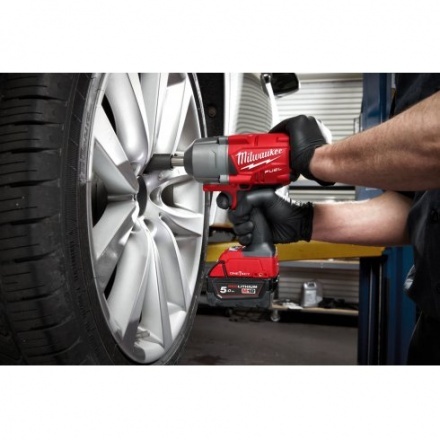 Аккумуляторный гайковерт Milwaukee M18ONEFHIWF12E-0X 4933478405 Аккумуляторный гайковерт Milwaukee M18ONEFHIWF12E-0X 4933478405