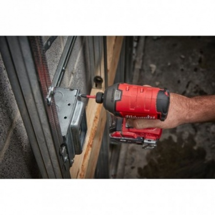 Аккумуляторный шуруповерт Milwaukee M18 FQID-0X Fuel 4933459187 Аккумуляторный шуруповерт Milwaukee M18 FQID-0X Fuel 4933459187