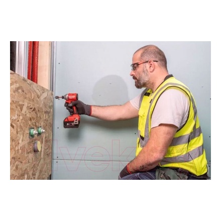 Аккумуляторный шуруповерт Milwaukee 4933492840 Аккумуляторный шуруповерт Milwaukee 4933492840