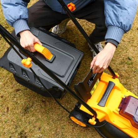 Газонокосилка аккумуляторная DEKO DKLM20V (2 аккумулятора) Газонокосилка аккумуляторная DEKO DKLM20V (2 аккумулятора)