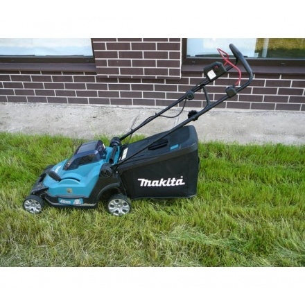 Газонокосилка аккумуляторная Makita DLM432PT2 Газонокосилка аккумуляторная Makita DLM432PT2