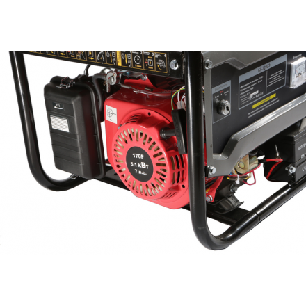 Бензиновый генератор Энергомаш БГ-3200Э Бензиновый генератор Энергомаш БГ-3200Э