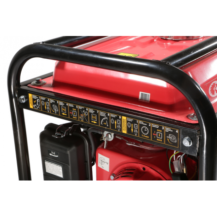 Бензиновый генератор Энергомаш БГ-3200Э Бензиновый генератор Энергомаш БГ-3200Э
