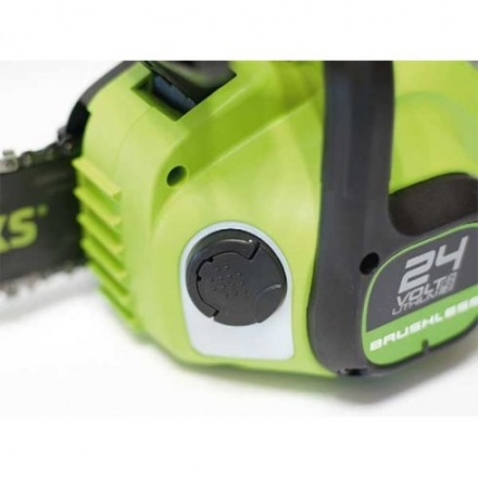 Пила цепная аккумуляторная Greenworks GD24CS30 (без АКБ и ЗУ) Пила цепная аккумуляторная Greenworks GD24CS30 (без АКБ и ЗУ)