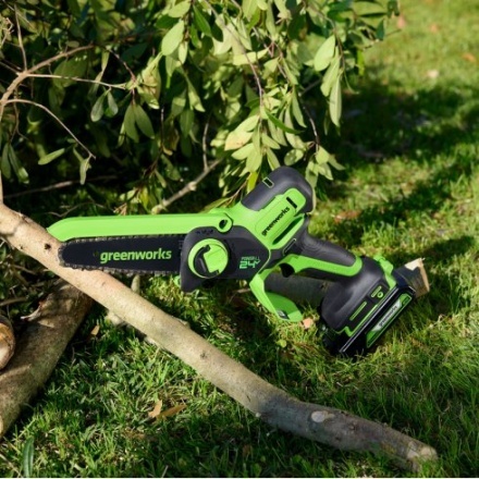 Пила цепная аккумуляторная Greenworks GD24CSMNX (2008707UA) Пила цепная аккумуляторная Greenworks GD24CSMNX (2008707UA)