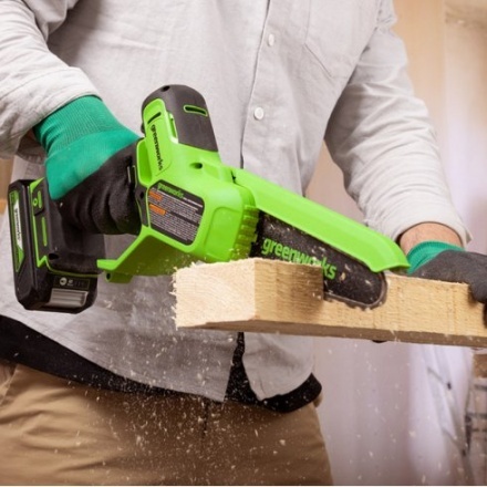 Пила цепная аккумуляторная Greenworks GD24CSMNX (2008707UA) Пила цепная аккумуляторная Greenworks GD24CSMNX (2008707UA)