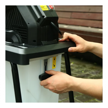 Садовый измельчитель электрический DEKO DKSH3400 Садовый измельчитель электрический DEKO DKSH3400