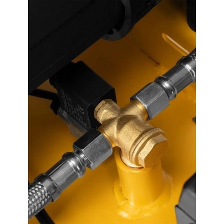 Воздушный компрессор Denzel DLP-4500/150 Воздушный компрессор Denzel DLP-4500/150