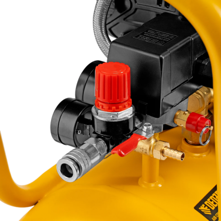 Воздушный компрессор Denzel DLP-3000/50 Воздушный компрессор Denzel DLP-3000/50