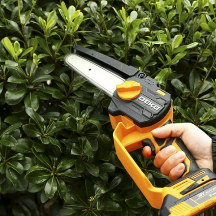 Пила цепная аккумуляторная DEKO DKCHS 20-6 Пила цепная аккумуляторная DEKO DKCHS 20-6