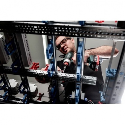 Профессиональная дрель-шуруповерт Metabo PowerMaxx BS 12 (601036500) Профессиональная дрель-шуруповерт Metabo PowerMaxx BS 12 (601036500)